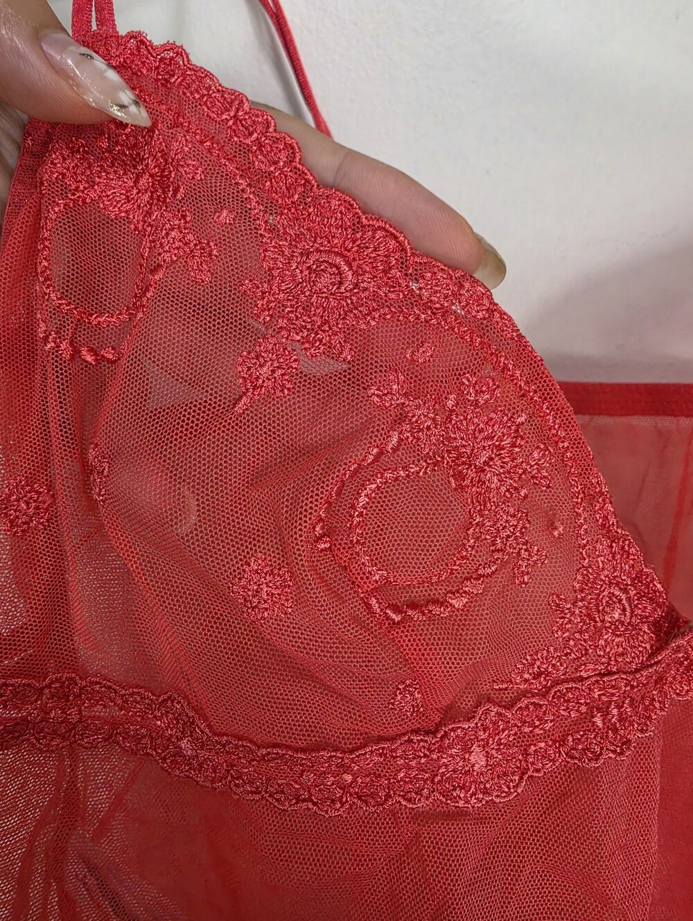Sous Entendus Lace Mesh Camisole Tank Top - Picture 5 of 9